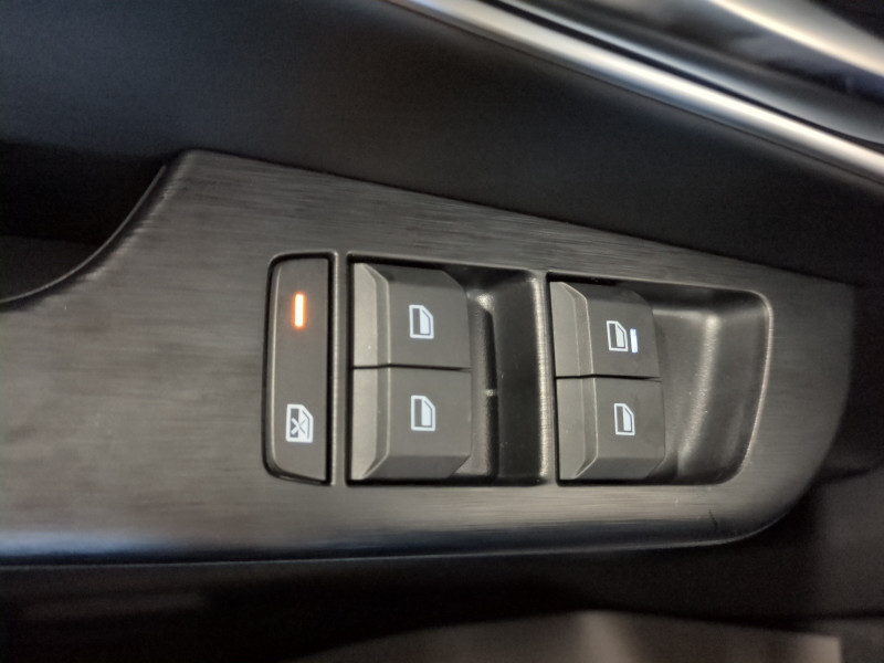 Photo 17 de l'offre de MG MOTOR ZS HYBRID+ 197CH LUXURY -10% à 24988€ chez Automobiles 25