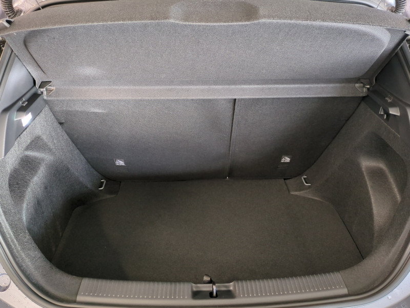 Photo 19 de l'offre de MG MOTOR MG3 HYBRID+ 195CH LUXURY -13% à 20998€ chez Automobiles 25