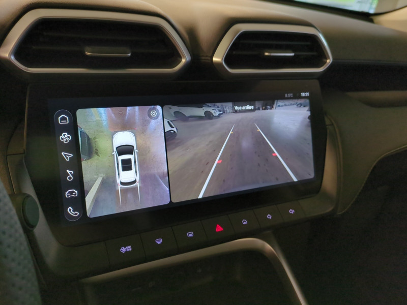 Photo 15 de l'offre de MG MOTOR ZS HYBRID+ 197CH LUXURY -10% à 24988€ chez Automobiles 25