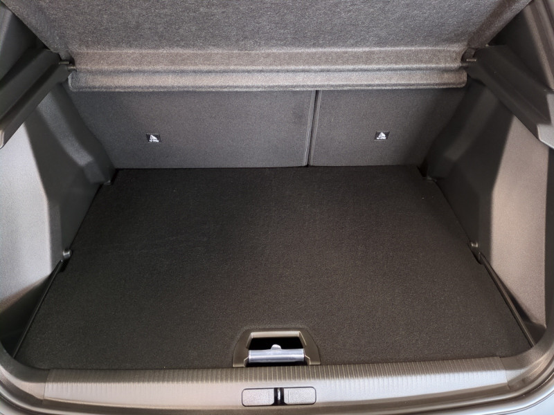 Photo 19 de l'offre de PEUGEOT 2008 1.2 HYBRID 145CH ALLURE E-DCS6 -31% à 25498€ chez Automobiles 25