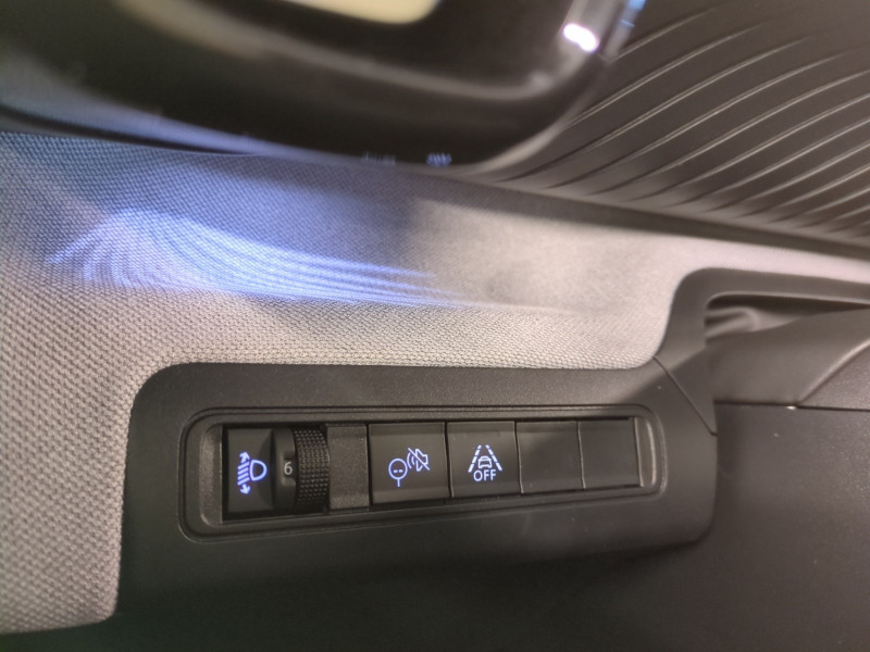 Photo 16 de l'offre de CITROEN C3 AIRCROSS 1.2 HYBRIDE 145CH PLUS -11% à 23498€ chez Automobiles 25