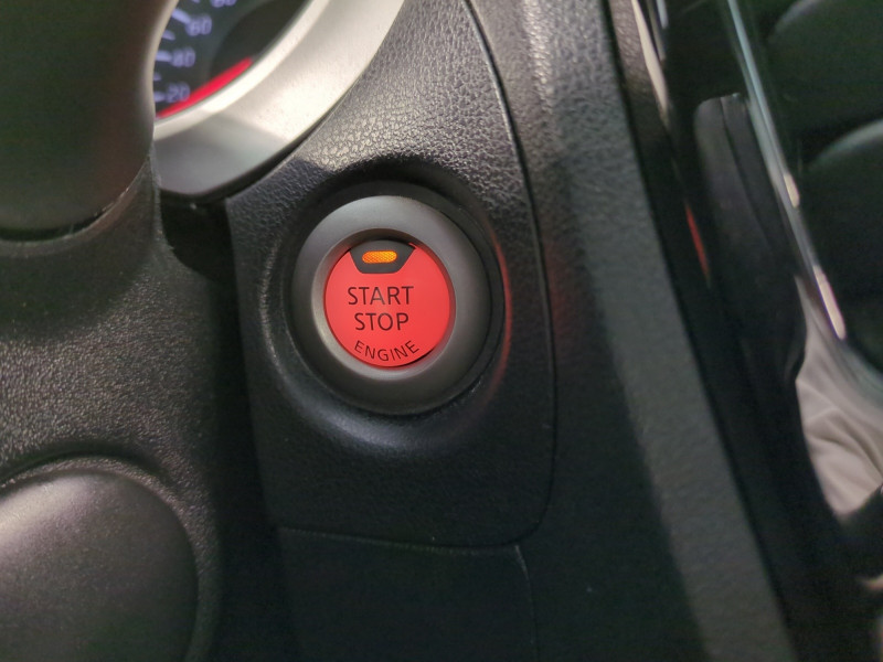 Photo 17 de l'offre de NISSAN JUKE 1.2 DIG-T 115CH TEKNA à 10490€ chez Automobiles 25