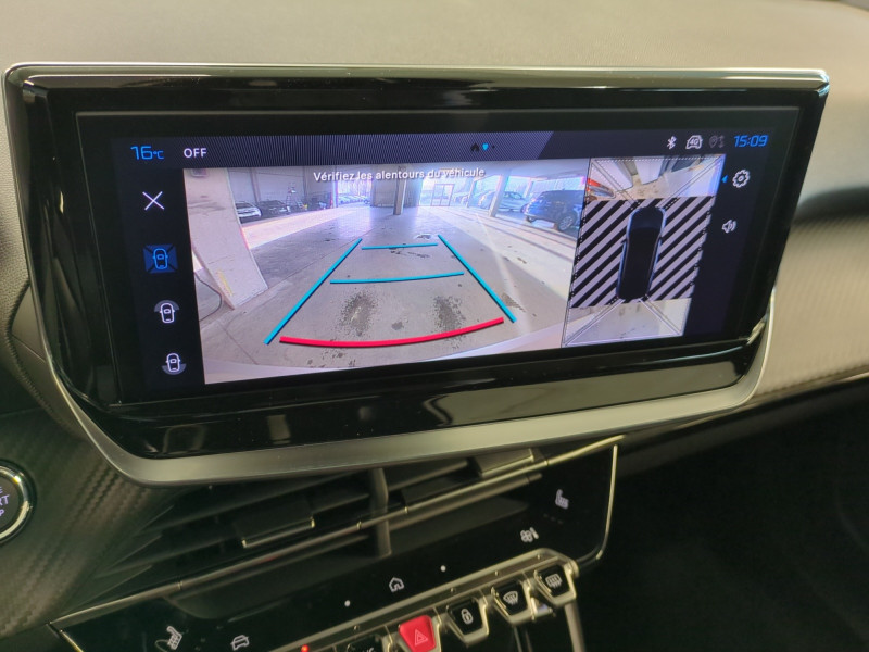 Photo 15 de l'offre de PEUGEOT 2008 1.2 HYBRID 145CH ALLURE E-DCS6 -31% à 25498€ chez Automobiles 25