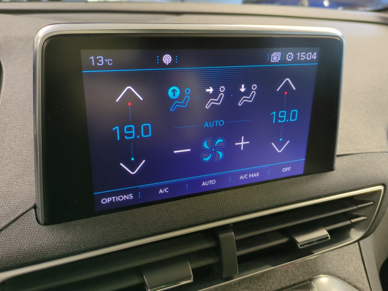 Photo 10 de l'offre de PEUGEOT 3008 1.2 PURETECH 130CH GT LINE S&S à 11490€ chez Automobiles 25