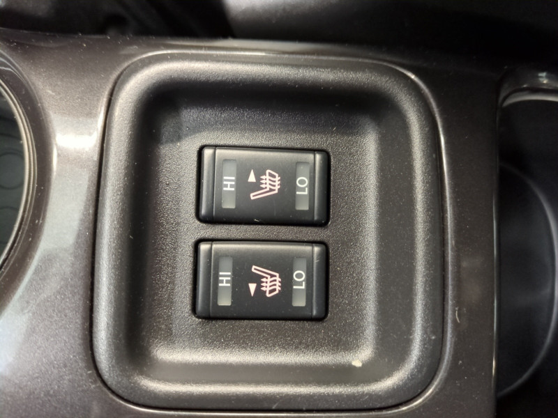 Photo 15 de l'offre de NISSAN JUKE 1.2 DIG-T 115CH TEKNA à 10490€ chez Automobiles 25