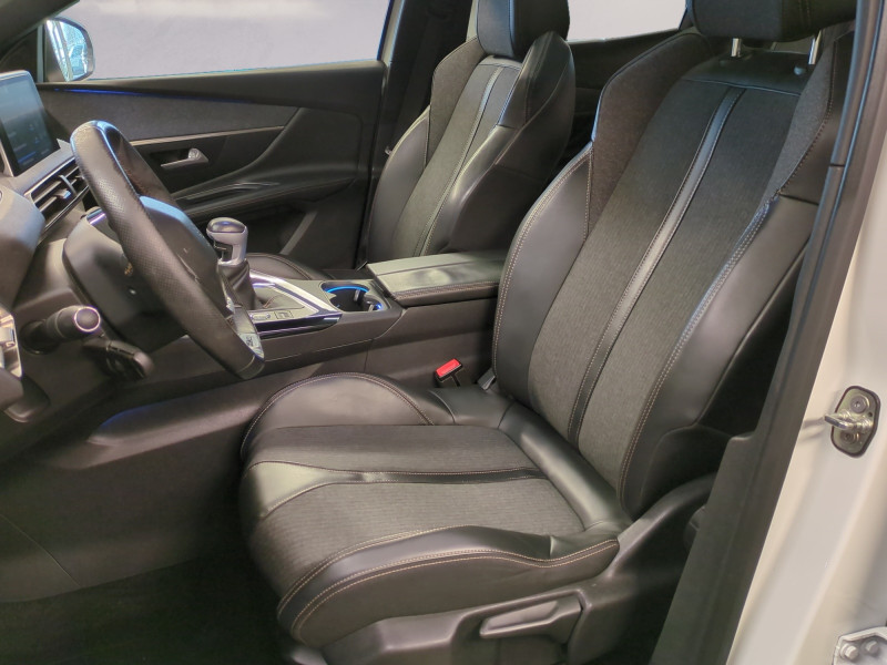 Photo 5 de l'offre de PEUGEOT 3008 1.2 PURETECH 130CH GT LINE S&S à 11490€ chez Automobiles 25