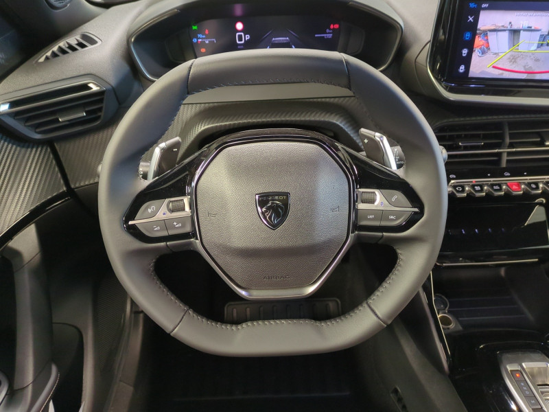 Photo 4 de l'offre de PEUGEOT 2008 1.2 HYBRID 145CH ALLURE E-DCS6 -31% à 25498€ chez Automobiles 25