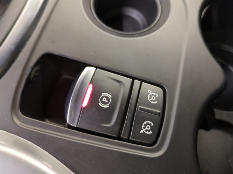 Photo 16 de l'offre de RENAULT KADJAR 1.5 BLUE DCI 115CH INTENS EDC à 15490€ chez Automobiles 25