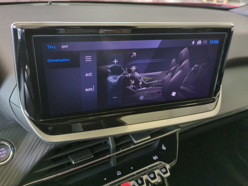 Photo 12 de l'offre de PEUGEOT 2008 1.2 HYBRID 145CH ALLURE E-DCS6 -31% à 25498€ chez Automobiles 25