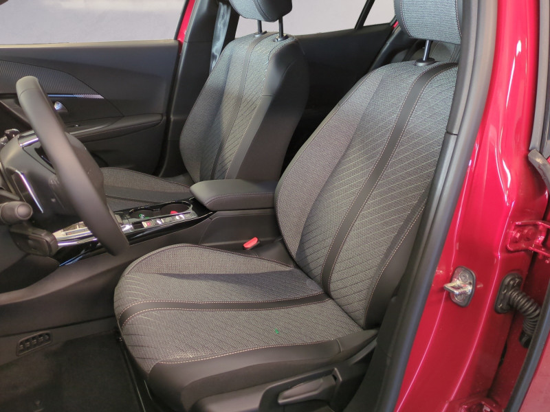 Photo 6 de l'offre de PEUGEOT 2008 1.2 HYBRID 145CH ALLURE E-DCS6 -31% à 25498€ chez Automobiles 25