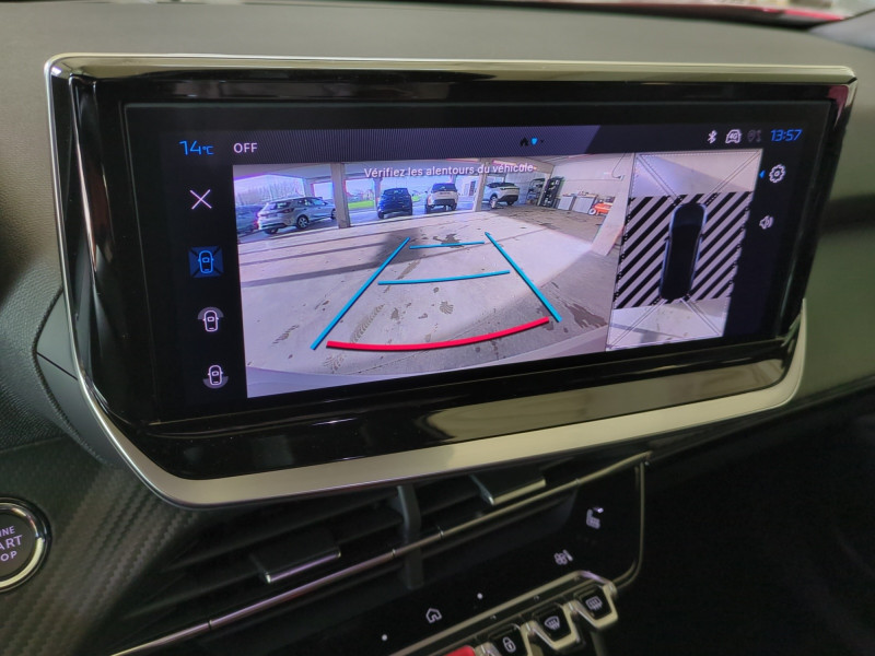 Photo 15 de l'offre de PEUGEOT 2008 1.2 HYBRID 145CH ALLURE E-DCS6 -31% à 25498€ chez Automobiles 25