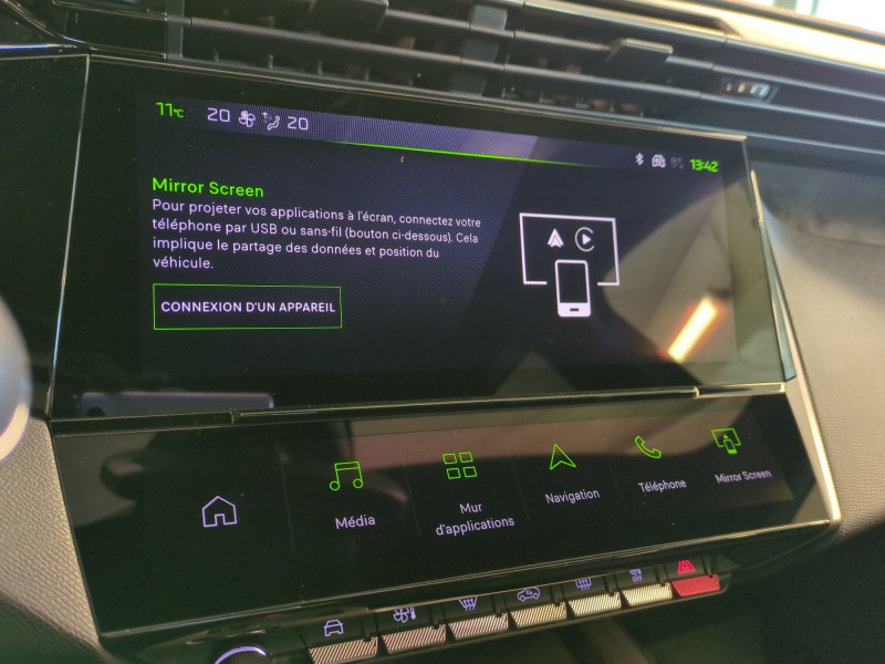 Photo 13 de l'offre de PEUGEOT 308 1.2 HYBRID 136CH GT E-DCS6 -22% à 29998€ chez Automobiles 25