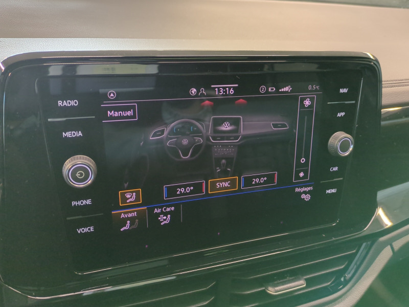 Photo 13 de l'offre de VOLKSWAGEN T-ROC 2.0 TDI 150CH R-LINE EDITION DSG7 -24% à 36998€ chez Automobiles 25