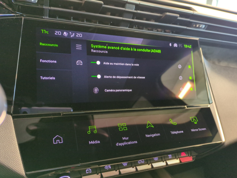 Photo 14 de l'offre de PEUGEOT 308 1.2 HYBRID 136CH GT E-DCS6 -22% à 29998€ chez Automobiles 25