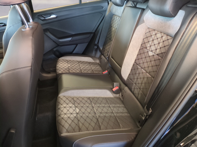 Photo 7 de l'offre de VOLKSWAGEN T-ROC 2.0 TDI 150CH R-LINE EDITION DSG7 -24% à 36998€ chez Automobiles 25