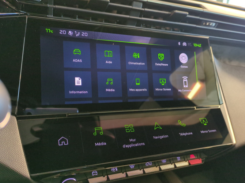 Photo 10 de l'offre de PEUGEOT 308 1.2 HYBRID 136CH GT E-DCS6 -22% à 29998€ chez Automobiles 25