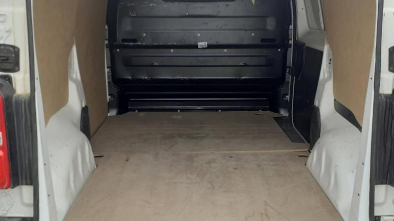 Vente en ligne Toyota Proace Van VAN GX L1 1.5D 100cv au prix de 26 880 €