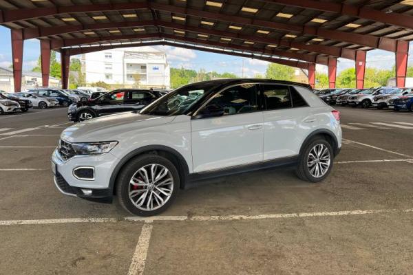 Volkswagen T-Roc 2.0 TDI 150ch First Edition 4Motion DSG7 occasion de 2018 en vente à Rennes