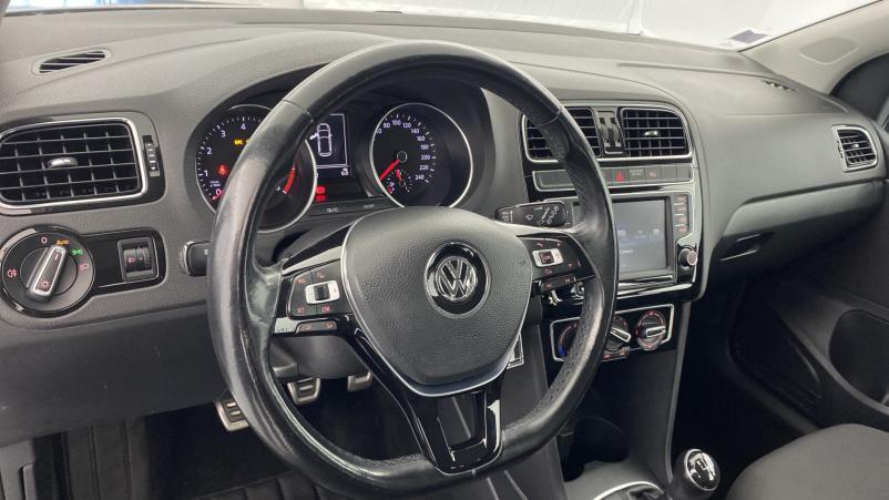 Vente en ligne Volkswagen Polo 1.2 TSI 90ch Confortline/Match 5p+GPS+Radars au prix de 13 980 €
