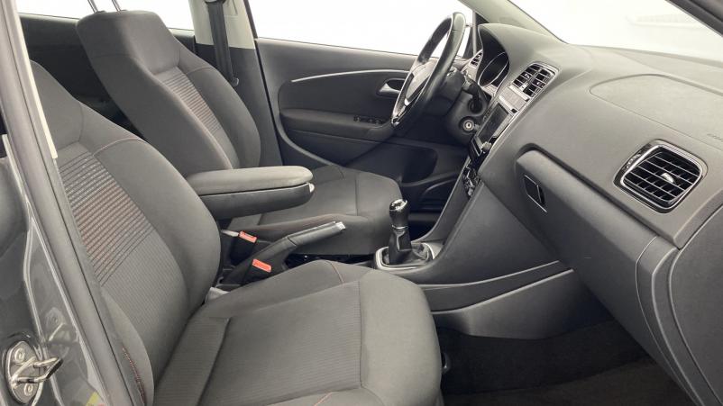 Vente en ligne Volkswagen Polo 1.2 TSI 90ch Confortline/Match 5p+GPS+Radars au prix de 13 980 €