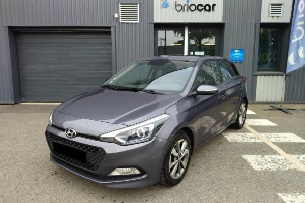 Hyundai i20 1.2 84 Initia occasion de 2016 en vente à Rennes