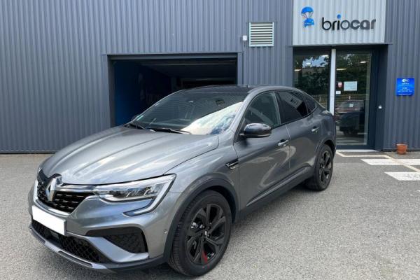 Renault Arkana 1.6 E-Tech 145ch RS Line occasion de 2021 en vente à Rennes