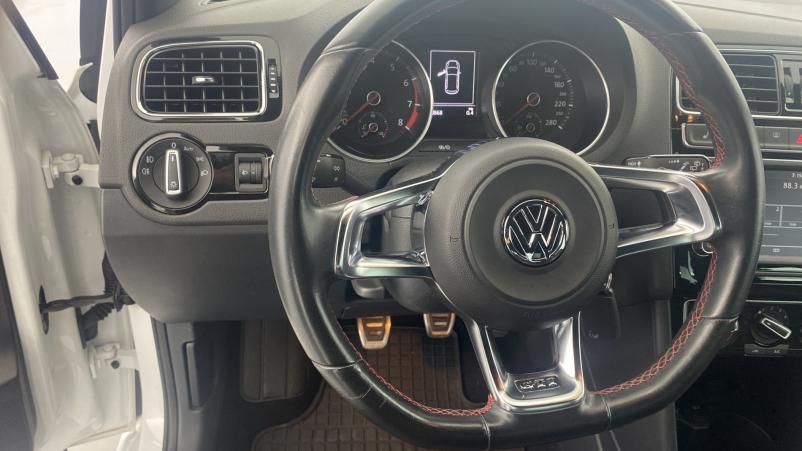 Vente en ligne Volkswagen Polo 1.8 TSI 192ch BMT GTI 5p au prix de 16 880 €