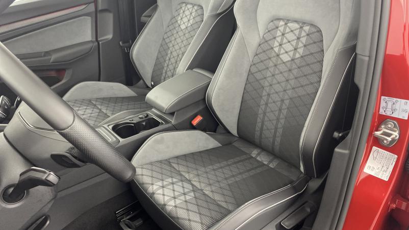 Vente en ligne Volkswagen Golf 2.0 TSI 190ch R-Line DSG7 + Toit ouvrant suréquipée au prix de 39 480 €