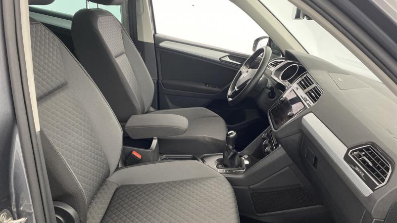 Vente en ligne Volkswagen Tiguan 2.0 TDI 150ch Confortline Business+options au prix de 29 980 €