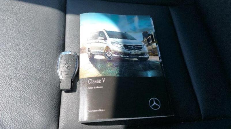 Vente en ligne Mercedes Classe V 220 d Long Design 8pl+Caméra+Options au prix de 61 880 €