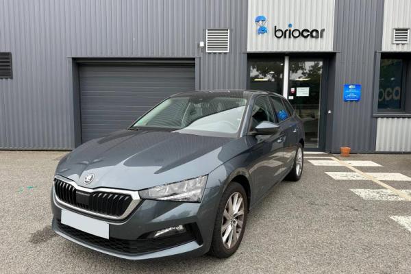 Skoda Scala 1.0 TSI 116ch Ambition+toit panoramique+options occasion de 2019 en vente à Rennes