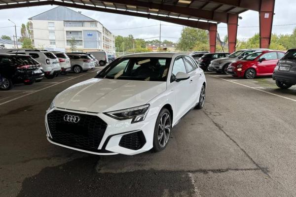 Audi A3 35 TDI 150ch S line S tronic 7 occasion de 2021 en vente à Rennes