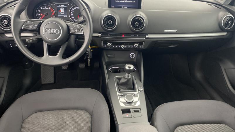 Vente en ligne Audi A3 35 TFSI 150ch+options au prix de 23 490 €