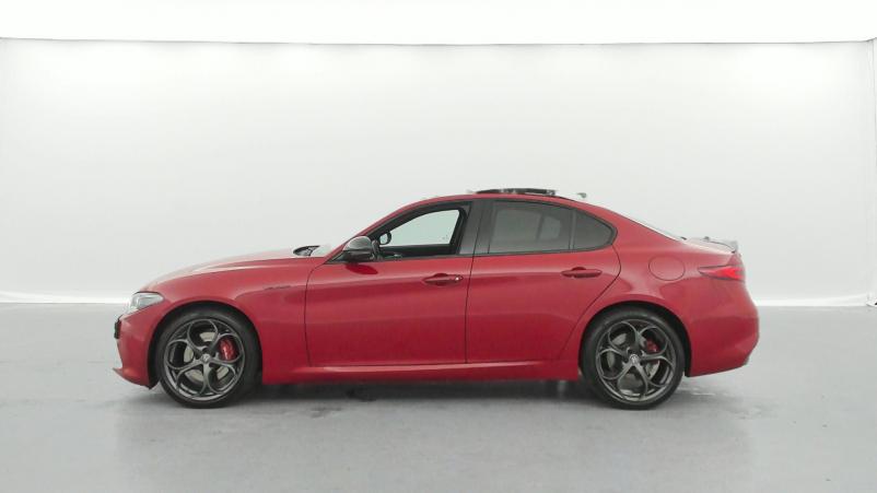 Vente en ligne Alfa Romeo Giulia 2.2 JTD 210ch Veloce Q4 AT8 MY21+toit ouvrant+options au prix de 38 980 €