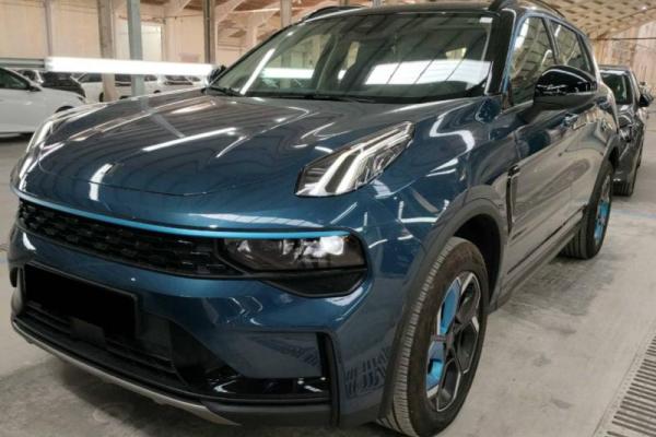 Lynk&Co 01 1.5 HEV 197ch DCTH 7 (Hybride) occasion de 2022 en vente à Rennes