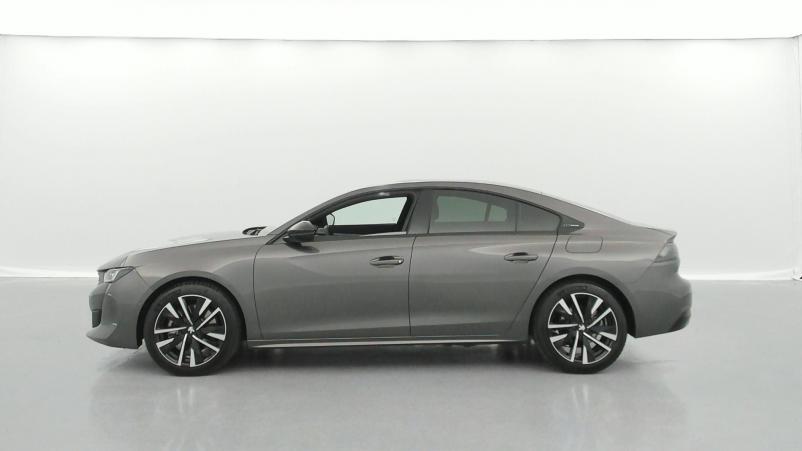 Vente en ligne Peugeot 508 HYBRID 225ch GT Pack e-EAT8 suréquipé au prix de 39 990 €