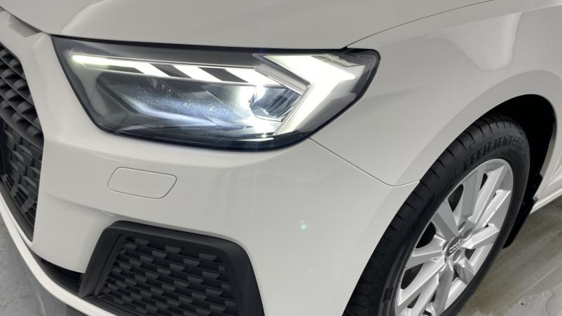 Vente en ligne Audi A1 30 TFSI 116ch Design+options au prix de 20 980 €