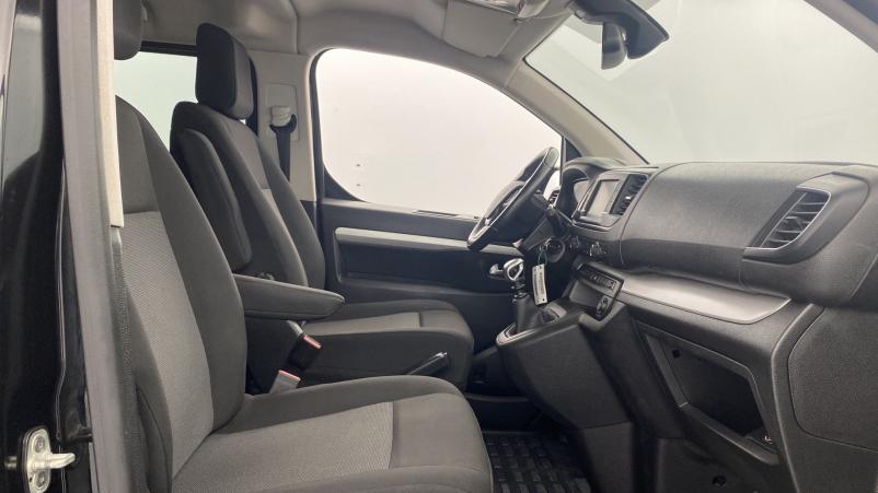 Vente en ligne Peugeot Traveller 1.5 BlueHDi 120ch S&S Standard Business Noir Onyx 8 places au prix de 30 980 €