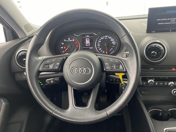 Vente en ligne Audi A3 35 TFSI 150ch CoD suréquipée au prix de 23 580 €
