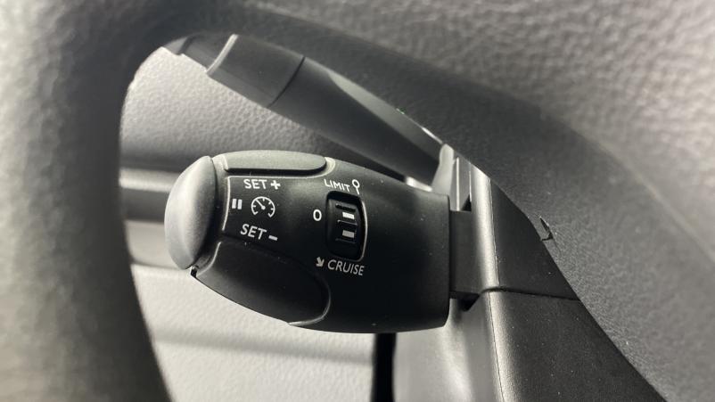 Vente en ligne Toyota Proace Van VAN GX L1 1.5D 100cv +radar de recul au prix de 23 990 €