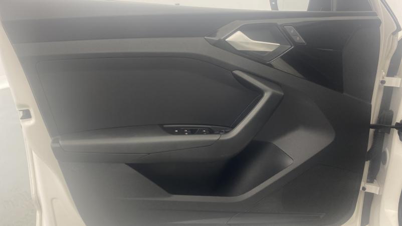 Vente en ligne Audi A1 30 TFSI 116ch Design+options au prix de 19 990 €