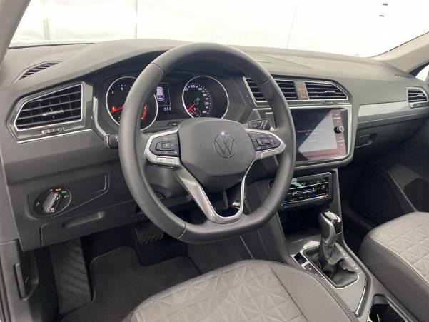 Vente en ligne Volkswagen Tiguan 1.5 TSI 150ch Life DSG7+options au prix de 32 990 €
