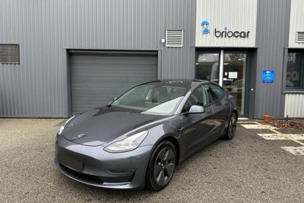Tesla Model 3 Long-Range Dual Motor AWD + Attelage occasion de 2021 en vente à Rennes