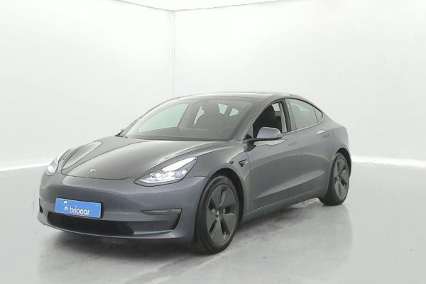 Tesla Model 3 Long-Range Dual Motor AWD + Attelage occasion de 2021 en vente à Rennes
