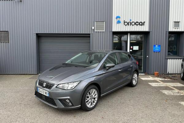 Seat Ibiza 1.0 EcoTSI 95ch Start/Stop Style + Radars AR occasion de 2017 en vente à Rennes