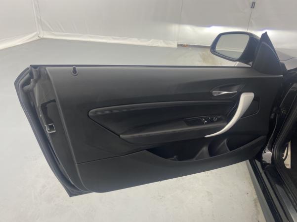Vente en ligne Bmw Série 2 Coupé 220dA 190ch M Sport + Toit ouvrant + Caméra + Options au prix de 26 580 €