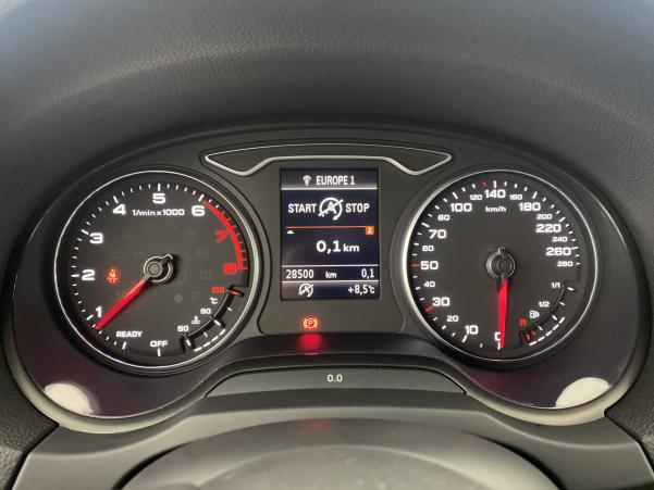 Vente en ligne Audi A3 35 TFSI 150ch CoD suréquipée au prix de 23 680 €