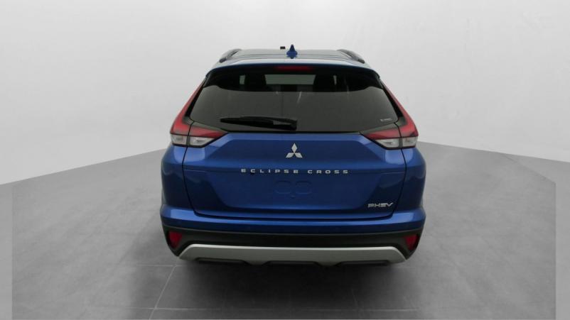 Vente en ligne Mitsubishi Eclipse Cross 2.4 MIVEC PHEV TWIN MOTOR 4WD INTENSE au prix de 35 490 €