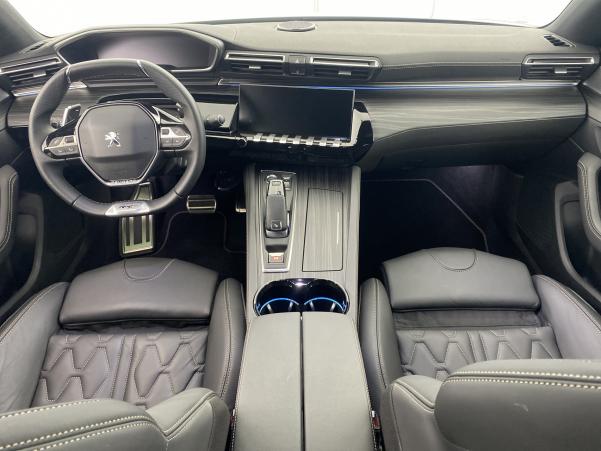 Vente en ligne Peugeot 508 HYBRID 225ch GT Pack e-EAT8 suréquipé au prix de 41 980 €