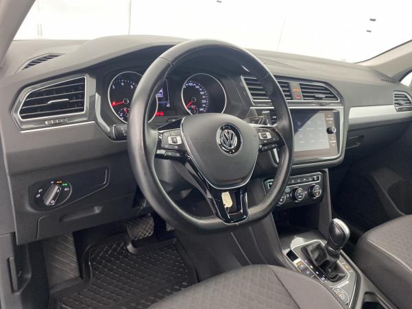 Vente en ligne Volkswagen Tiguan 2.0 TSI 190ch 4Motion DSG7 suréquipé au prix de 28 880 €